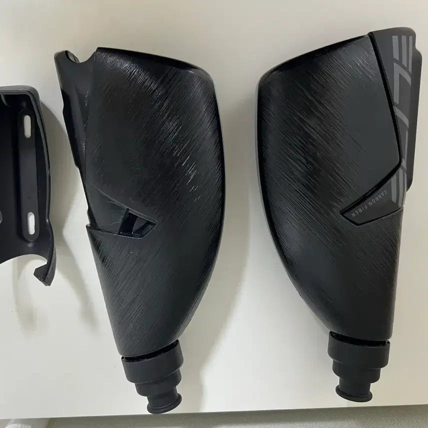 [BUNJANG] Carbon Bottle Cages (2) and Aero Water Bottles (2) / 카본 케이지2개 에어로물통2개