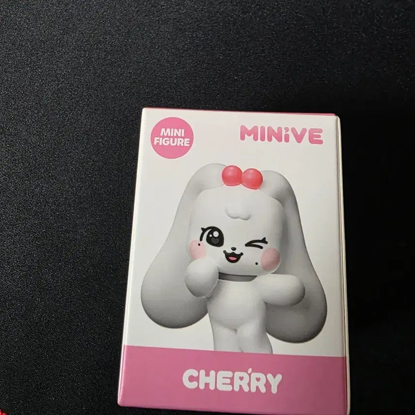 [BUNJANG] IVE Wonyoung Mini-V Figure / 아이브