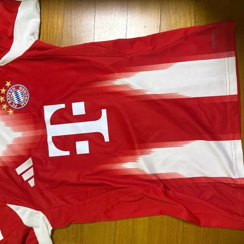 [BUNJANG] FC Bayern Munich 2025/2026 Home Jersey / 뮌헨 2025/2026 홈 유니폼