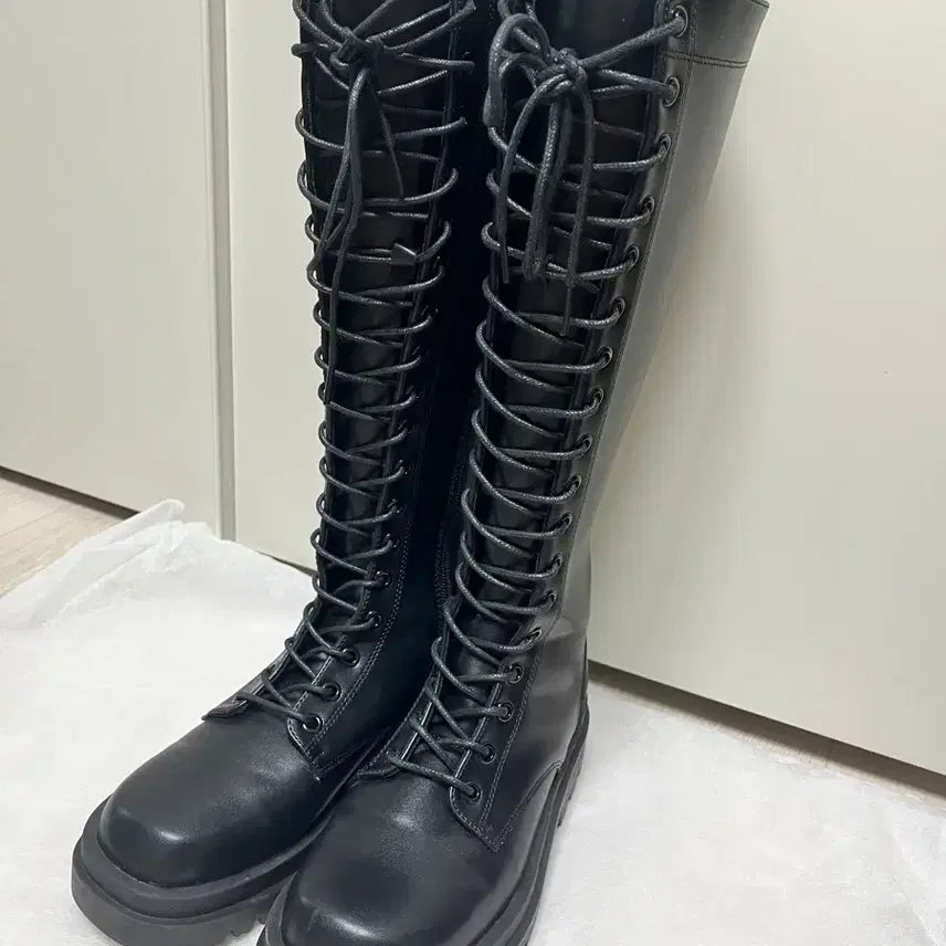 [BUNJANG] Lace-up Long Boots (Size 230) / 레이스업 롱부츠 230