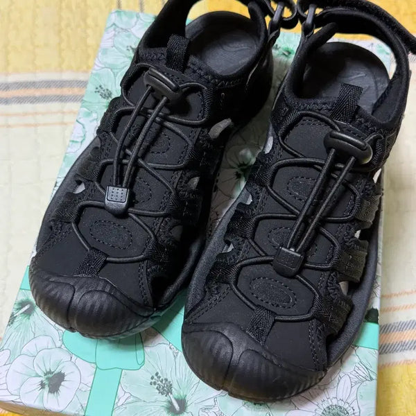 [BUNJANG] Salt & Chocolate String Sandals (230) / 솔트앤초콜릿 스트링 샌들(230)