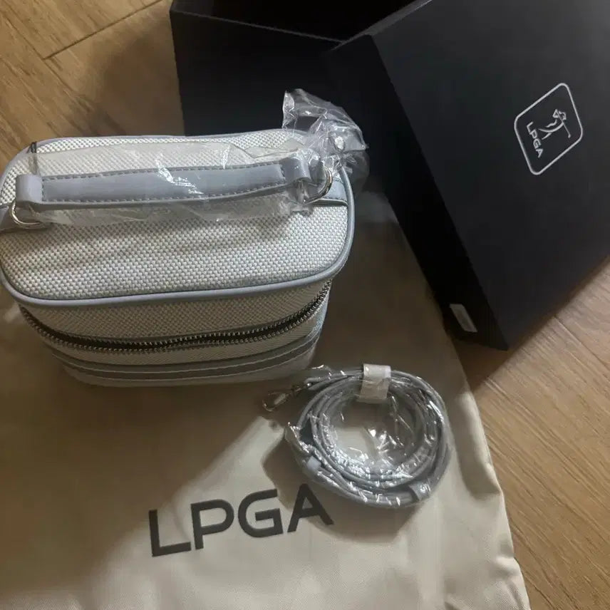 [BUNJANG] LPGA Women's Golf Crossbody Bag / LPGA 여성 골프 크로스백 새 상품