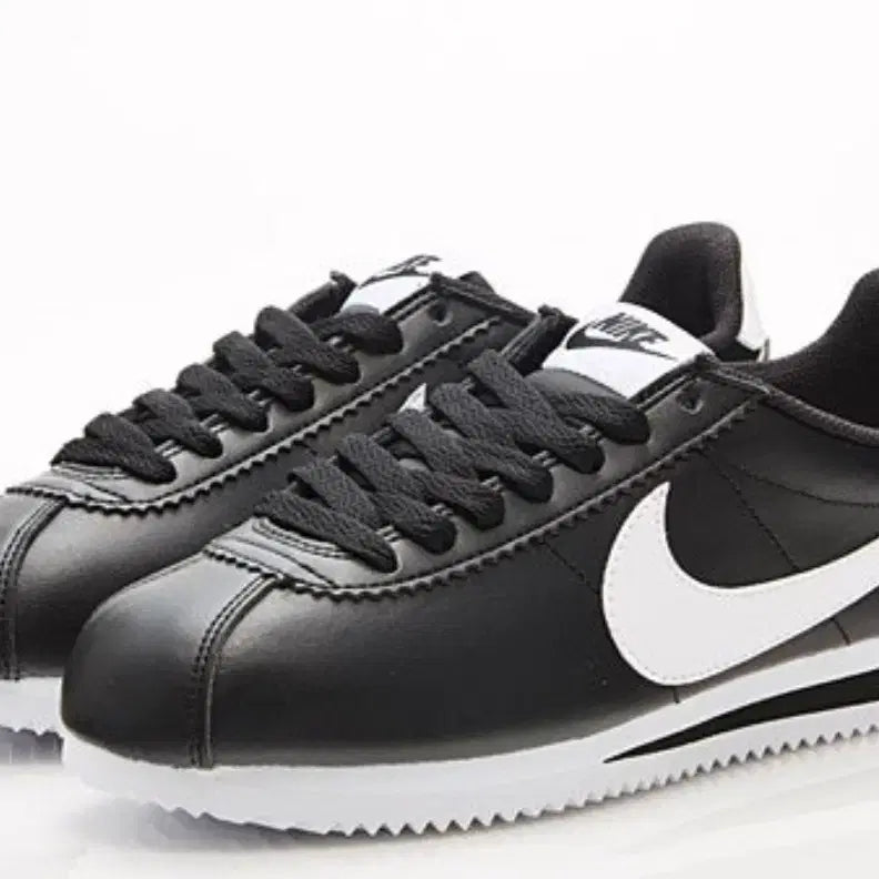 [BUNJANG] Nike Cortez Black/White Sneakers 275mm / 나이키 코르테즈 블랙/화이트 275mm (807471-010)