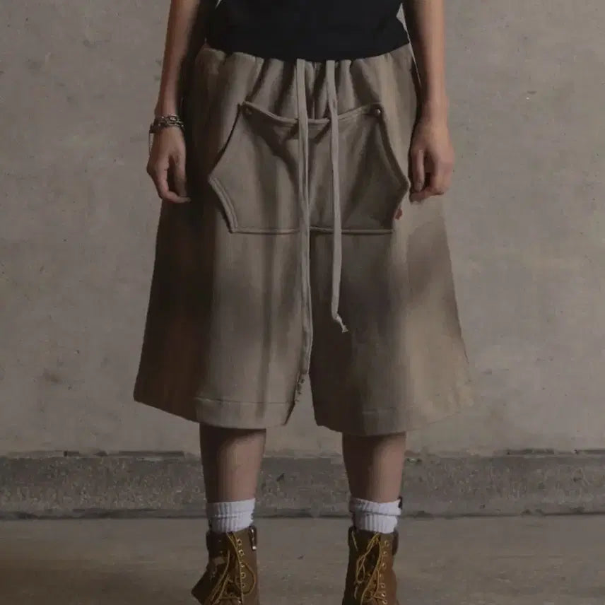 [BUNJANG] Garter Gallery Bermuda Pants / 가터갤러리 버뮤다 팬츠