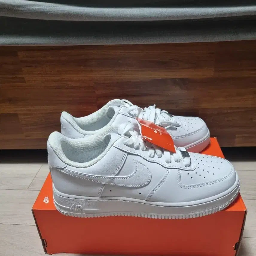 [BUNJANG] Nike Air Force 1 '07 Low All White 270 / 미시착새상품)) 나이키 에어포스 07 로우 올백 270