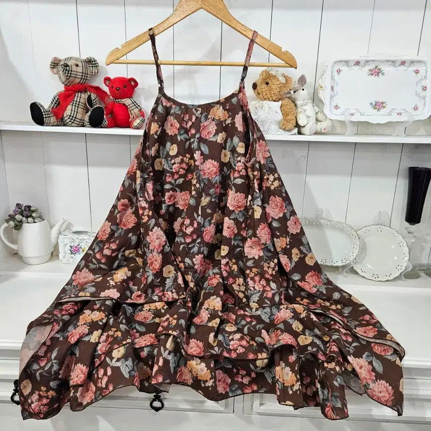[BUNJANG] Brown Rose Flower Tiered Dress / 브라운 로즈 플라워 캉캉 원피스