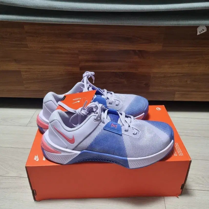 [BUNJANG] Nike Metcon 10 Trekking Shoes (US 7.5) - New / 미시착새상품)) 나이키 메트콘10 트레킹화 245