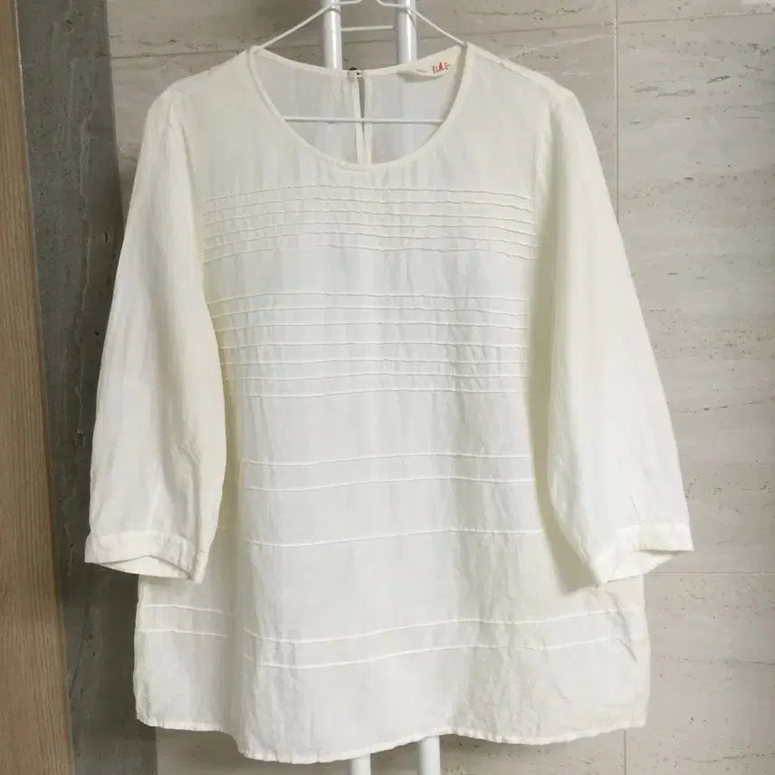[BUNJANG] ISAE Linen Blouse Size 66 / ISAE 이새 린넨 블라우스 66