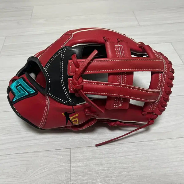[BUNJANG] Gold Kim Do-young Baseball Catcher's Mitt / 골드 김도영 내야 글러브