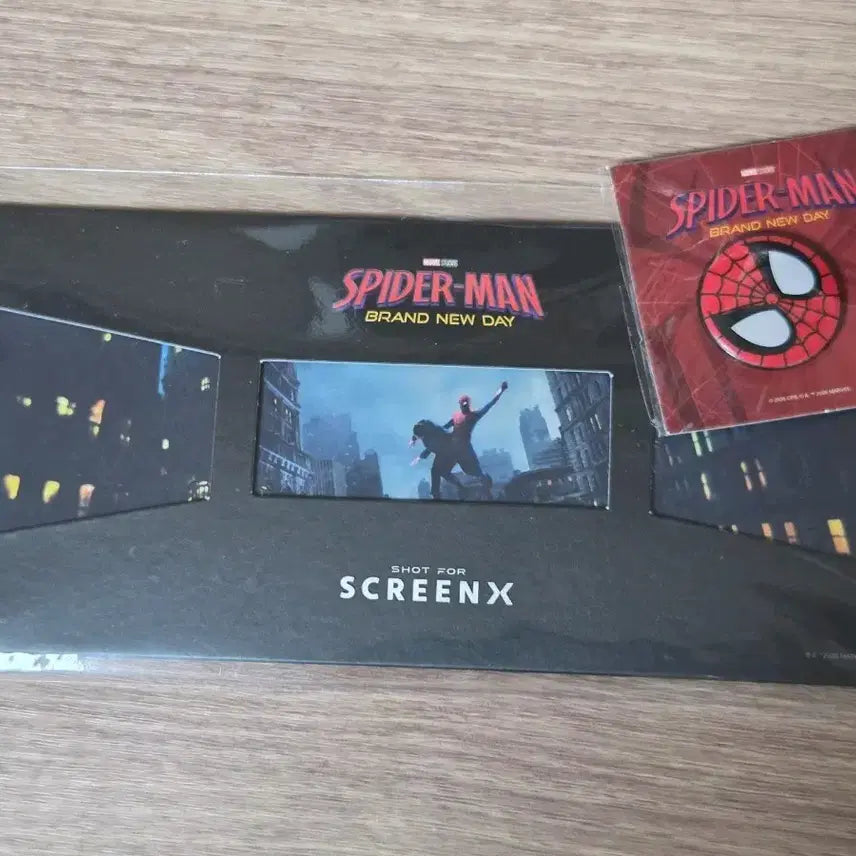 [BUNJANG] Spider-Man: No Way Home Special Edition Can Badge & ScreenX Ticket Set / 스파이더맨 브랜드뉴데이 특전 핀뱃지 & screenx 특전 티켓 미개봉