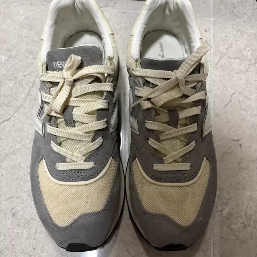 [BUNJANG] New Balance 574 Sneakers / [275] 뉴발란스 574