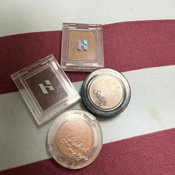 [BUNJANG] Holika Holika & Etude House Eyeshadow Bundle / 홀리카 2, 에뛰드2 아이쉐도우 일괄