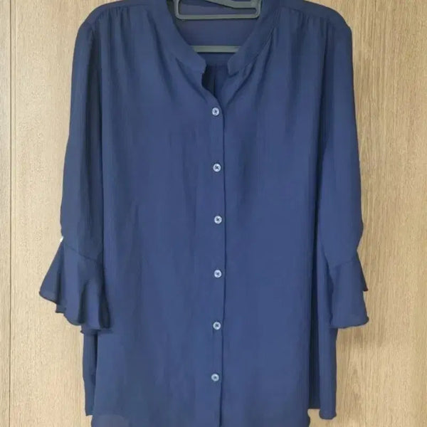 [BUNJANG] Navy Frill Sleeve Women's Blouse / 네이비 프릴 소매 여성 블라우스 66