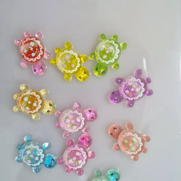 [BUNJANG] 3.2cm Glittering Luminous Turtle Charms (Random 8-Piece Set) / 3.2cm 귀여운 꽃무늬 반짝이 야광 거북이 파츠 8개 랜덤