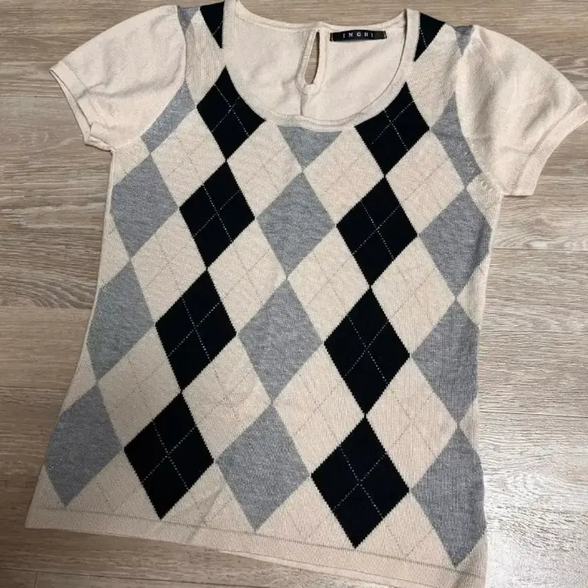 [BUNJANG] Ingni Short Sleeve Knit + Cardigan Set / 잉그니아가일반팔니트+가디건 대장딱붙슬림핏로걀탑히메갸루리즈리사양지뢰딸기우유핑크