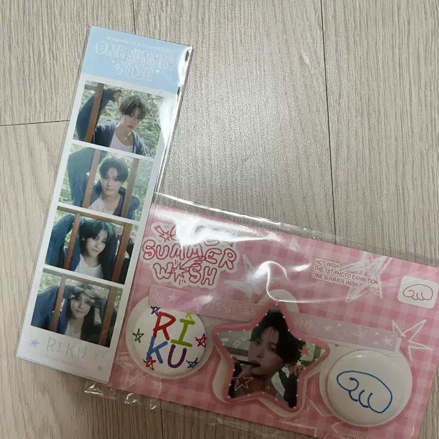 [BUNJANG] Riku ONE SUMMER WEISH Photocard & Badge Set / 리쿠 원썸머위시 인생네컷 , 뱃지