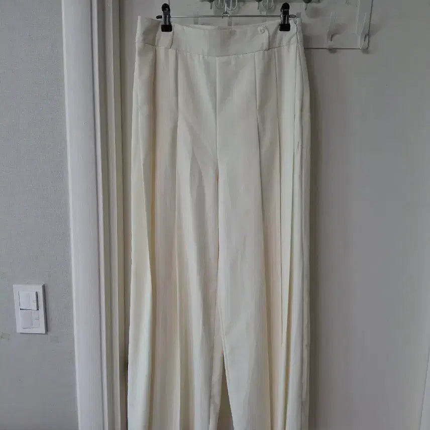 [BUNJANG] Ivory Wide Leg Slacks - Size M / 아이보리 와이드 슬랙스 M사이즈