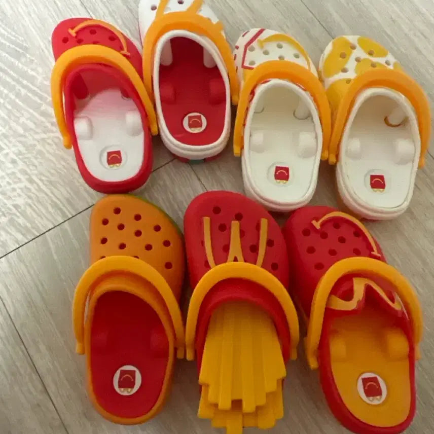 [BUNJANG] McDonald's x Crocs Clog Bundle Set / 맥도날드 크록스 일괄