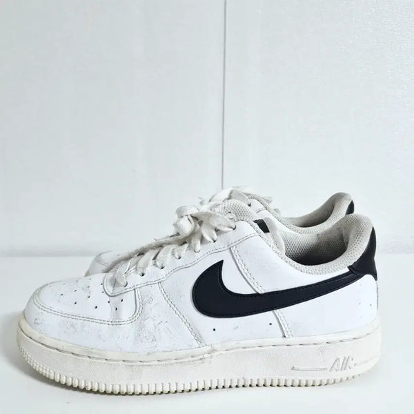 [BUNJANG] Nike Air Force 1 '07 Low Women's Sneakers / 나이키 에어 포스 1 07 로우(245)