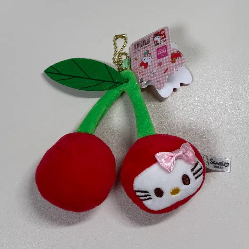 [BUNJANG] Cherry Kitty Plush Keychain / 체리 키티 인형 키링
