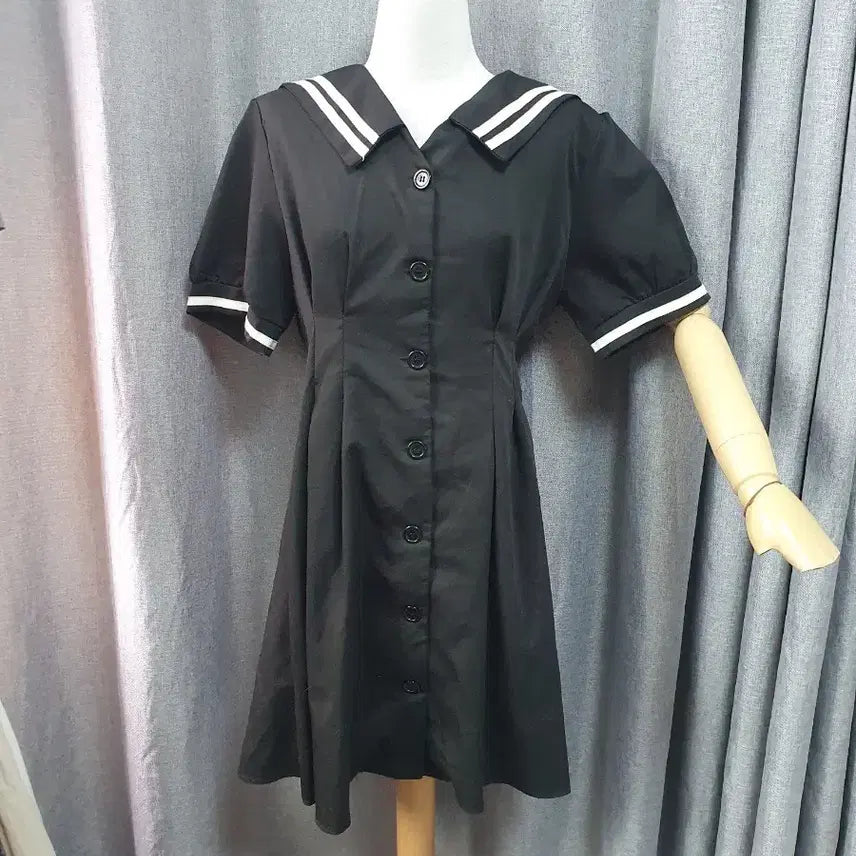 [BUNJANG] Black Mini Dress with 55 Pin Tucks / 55핀턱 세라 블랙 미니원피스