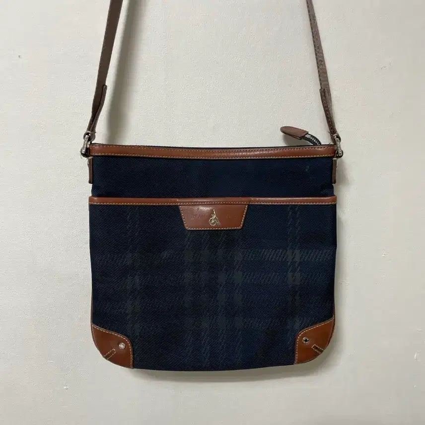 [BUNJANG] Beanpole Crossbody Bag / 빈폴 크로스백 가방 정품