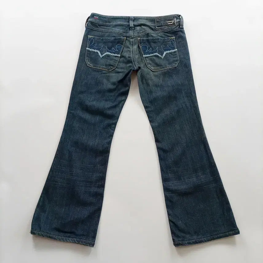 [BUNJANG] Diesel Women's Retro Bootcut 9-Length Denim Pants Size 27 / 디젤 청바지 사이즈27 부츠컷 레트로 9부 여자 여성 데님팬츠 B1562