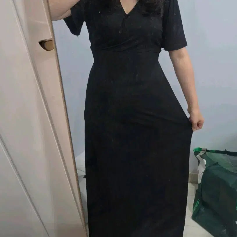 [BUNJANG] Venus Black Long Wrap Dress with Wing Sleeves / 블랙 롱 원피스