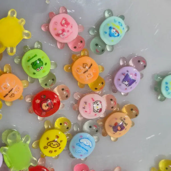 [BUNJANG] Sanrio Luminous Turtle Charms (10 pcs, Random Assortment) / 2.2cm 귀여운  산리오 야광 거북이 파츠 10개 랜덤