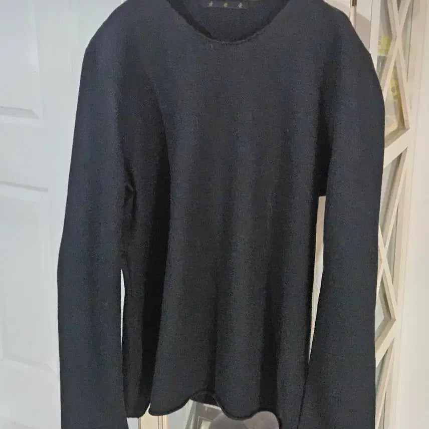 [BUNJANG] Black Long Sleeve Wool 100 Sweater Size 100 / 블랙 긴팔 스웨터 100