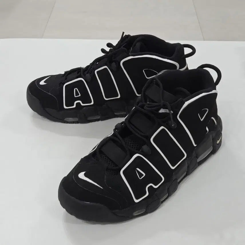 [BUNJANG] Nike Air More Uptempo Black White 2020 (414962-002) / [275] 나이키 에어 모어 업템포 블랙 화이트 2020 414962-002