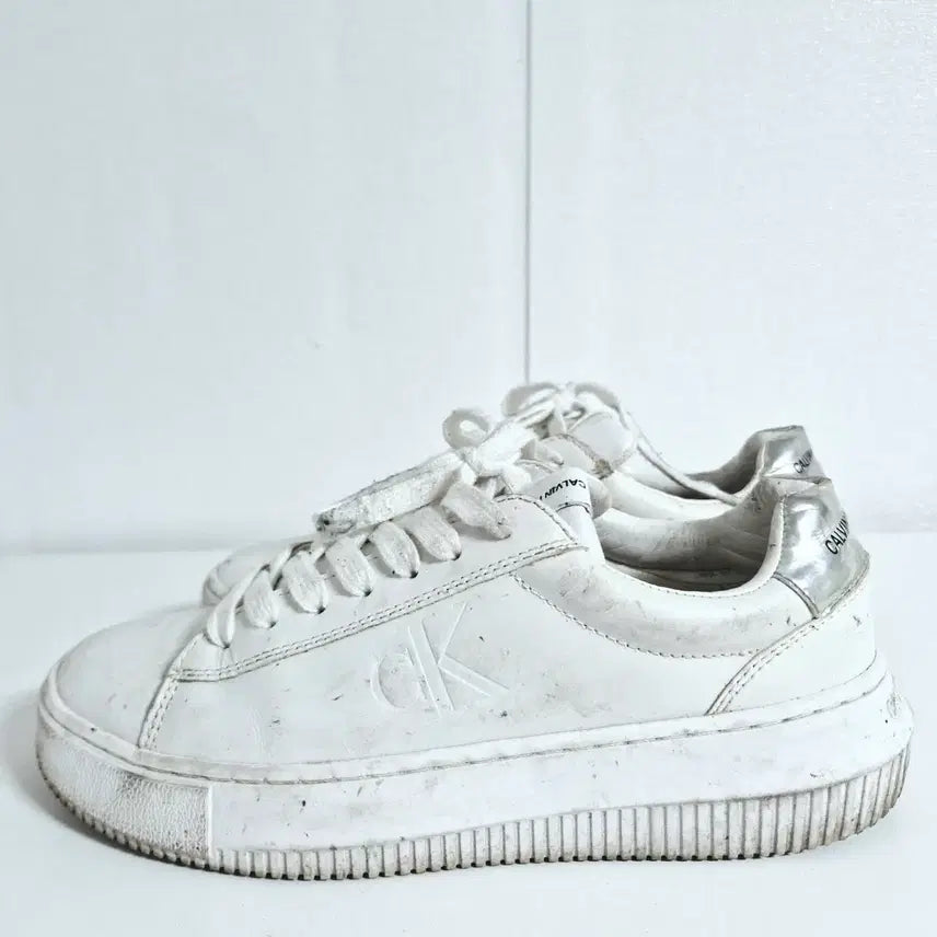 [BUNJANG] Calvin Klein Women's Malmo Leather Chunky Cupsole Sneakers / 캘빈클라인 여성 말모 레더 청키 컵솔 스니커즈(235)