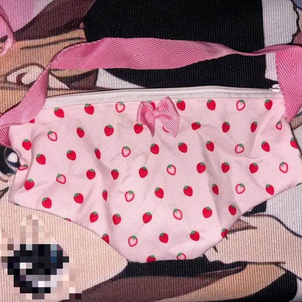 [BUNJANG] Gintama Gintoki Strawberry Panties Pattern Waist Pouch / 은혼 긴토키 딸기 팬티 무늬 웨스트 파우치 딸기 팬티 가챠