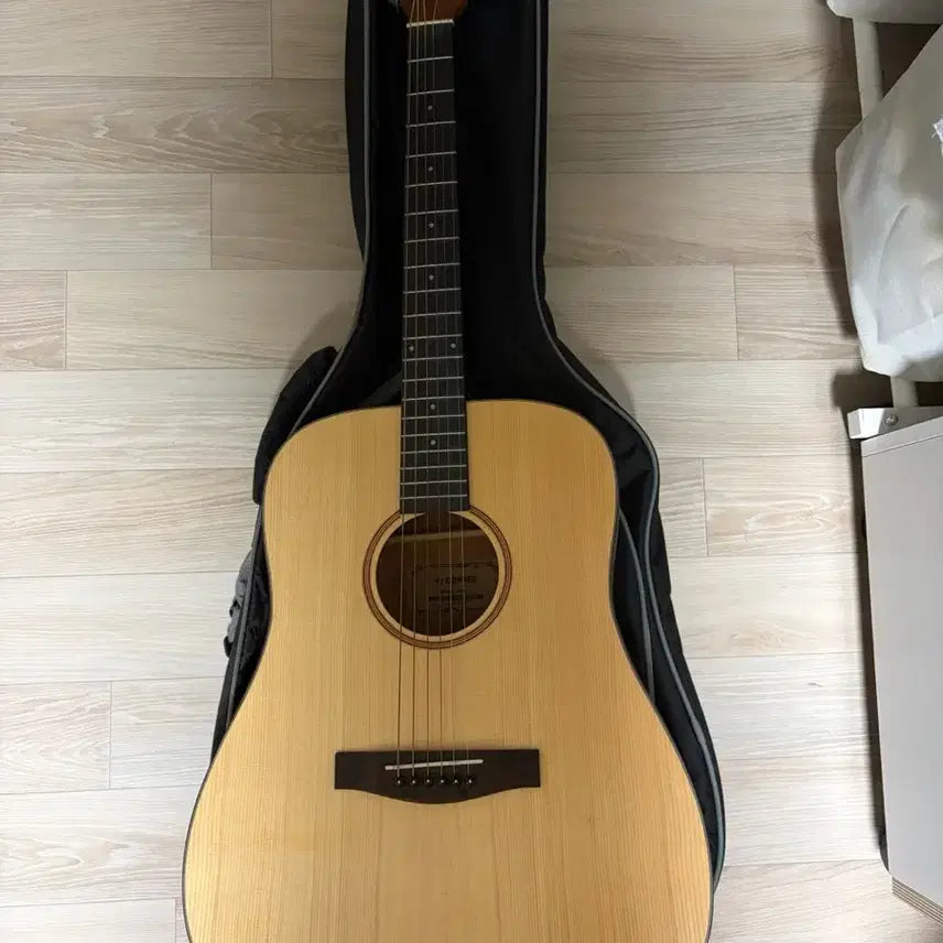 [BUNJANG] DONNER Beginner Acoustic Guitar with Tuner / 입문용 기타