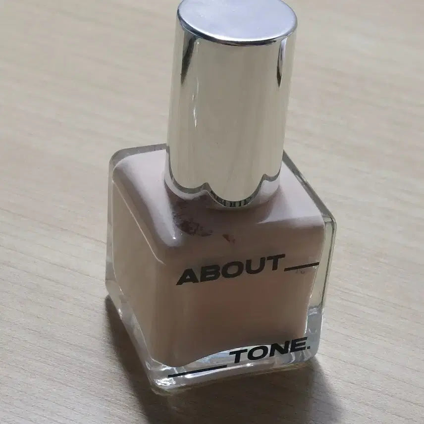 [BUNJANG] About Tone Skin Layer Fit Foundation 21 Cool Light / 어바웃톤 스킨 레이어 핏 파운데이션 21 쿨라이트