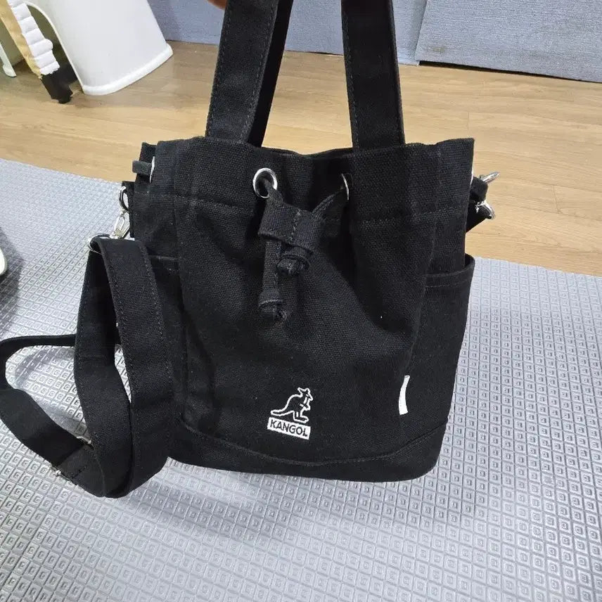 [BUNJANG] Kangol Canvas Bucket Bag Black / 캉골 버킷백 블랙