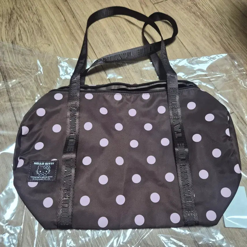 [BUNJANG] Tote N Tote Hello Kitty Polka Dot Tote Bag / 토앤토 헬로키티 가방 새상품