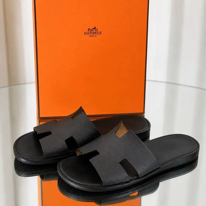 [BUNJANG] Hermès Izmir Sandals Black Size 270 / 에르메스 이즈미르 블랙 270 사이즈