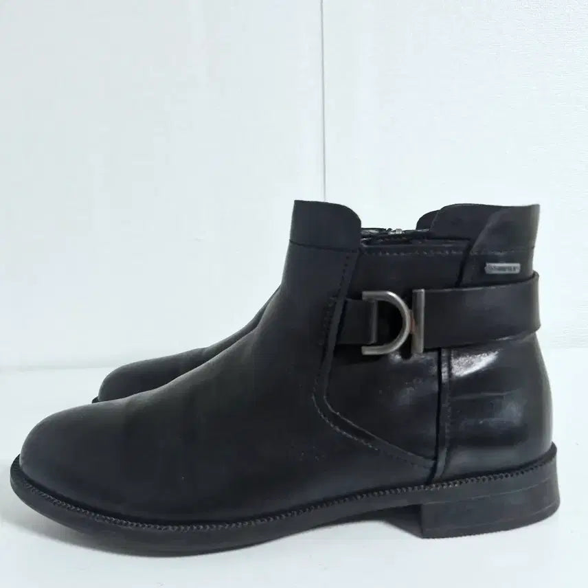 [BUNJANG] Clarks Gore-Tex Ankle Boots / 클락스 고어텍스 앵클 부츠(235)