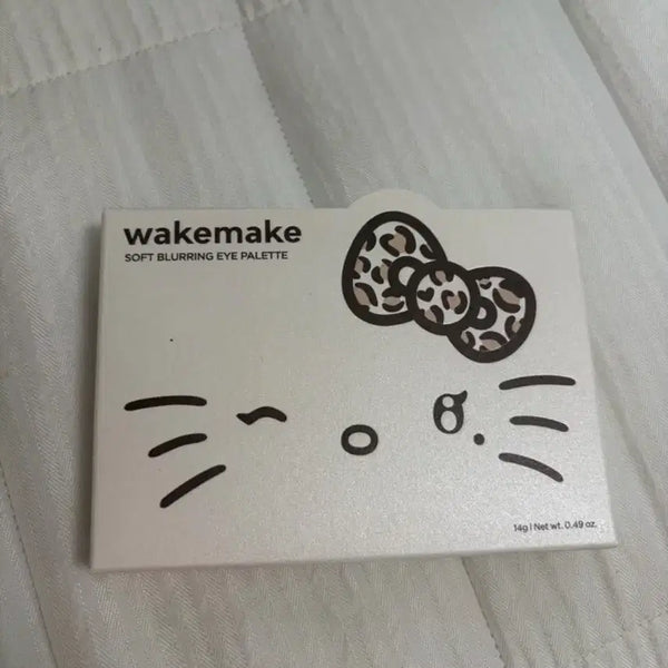 [BUNJANG] WAKEMAKE Classy Nude Blurring Soft Blurring Eye Palette 30 / 웨이크메이크 갸루 키티 30 클래시 누드 블러링 소프트 블러링 아이팔레트