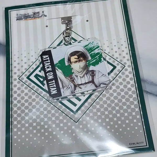 [BUNJANG] Attack on Titan Cleaning Levi Acrylic Keyring / 진격의 거인 아크릴 키링 청소 리바이