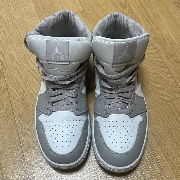 [BUNJANG] Nike Jordan 1 Mid College Grey Shoes / 나이키 조던1 미드 컬리지그레이(265)