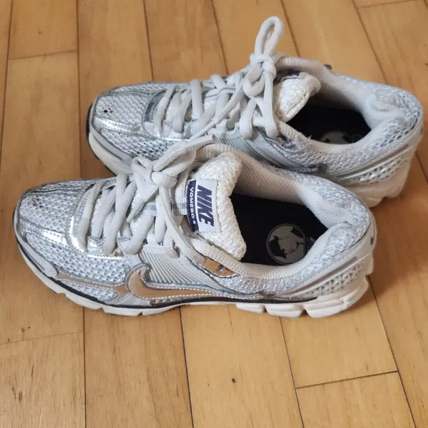 [BUNJANG] Nike Zoom Vomero 5 Silver Running Shoes / 나이키 줌 보메로 5 실버