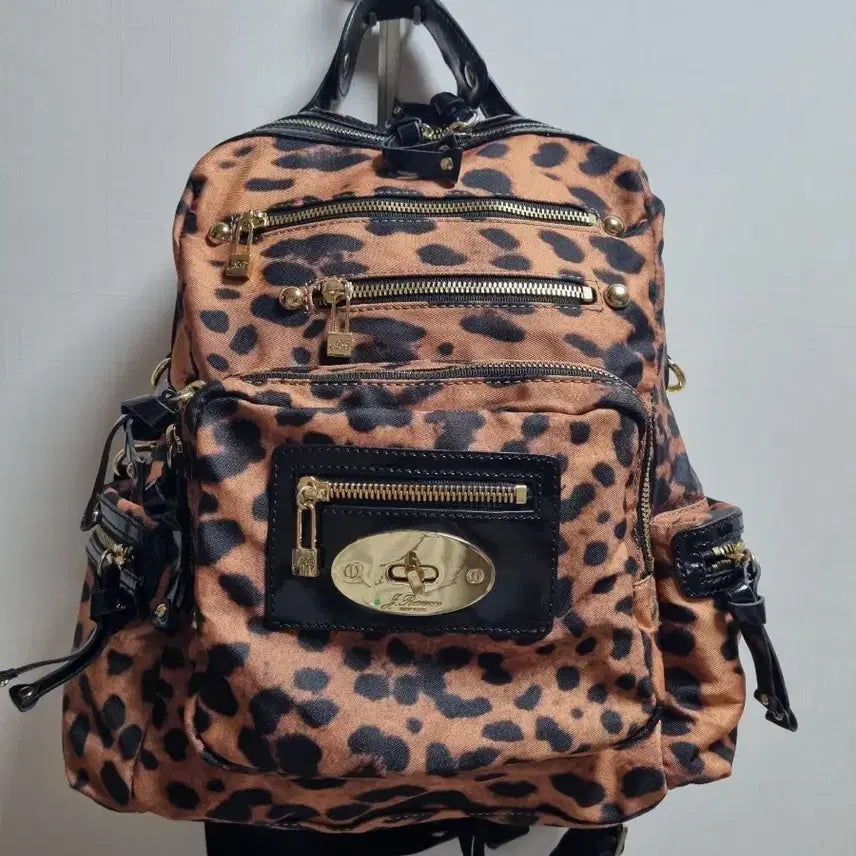 [BUNJANG] J. Gresson Leopard Print Backpack / J. Gresson 뉴욕 레오파드 무늬 백팩