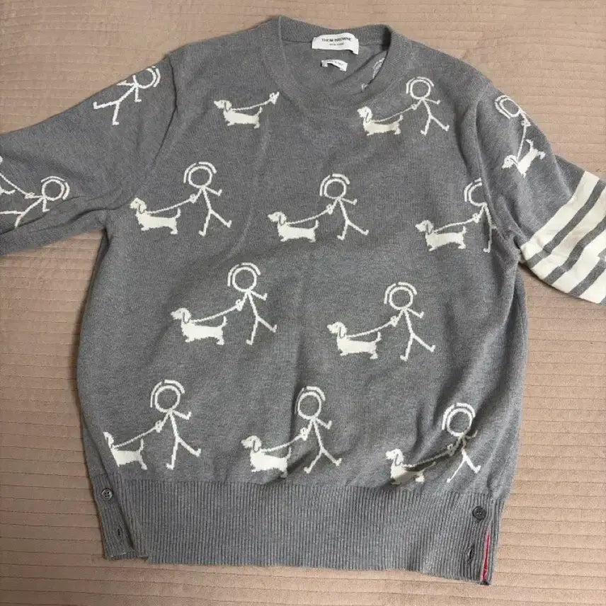 [BUNJANG] Thom Browne Mr. Thom Hector Knit T-Shirt Grey / 톰브라운 미스터 톰 헥터 니트 반팔티