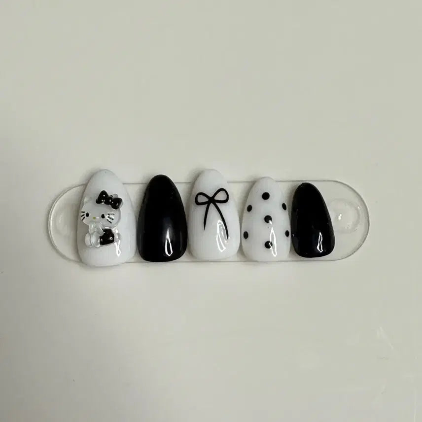 [BUNJANG] Handmade Black Kitty Dot Nail Tips / 블랙키티 도트 수제 네일 팁