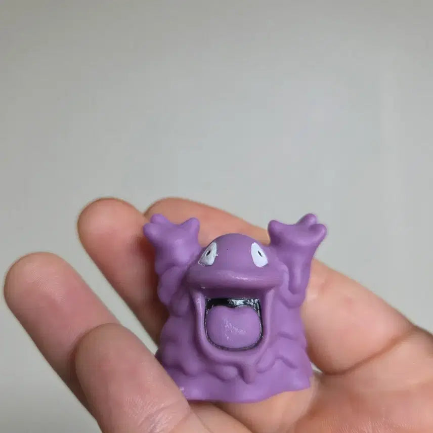 [BUNJANG] Pokemon Muk (Jijilgi) Vintage Plush Toy / 피규어 인형 토이 굿즈 고전 만화 소품 빈티지 소품 포켓몬스터 질퍽이