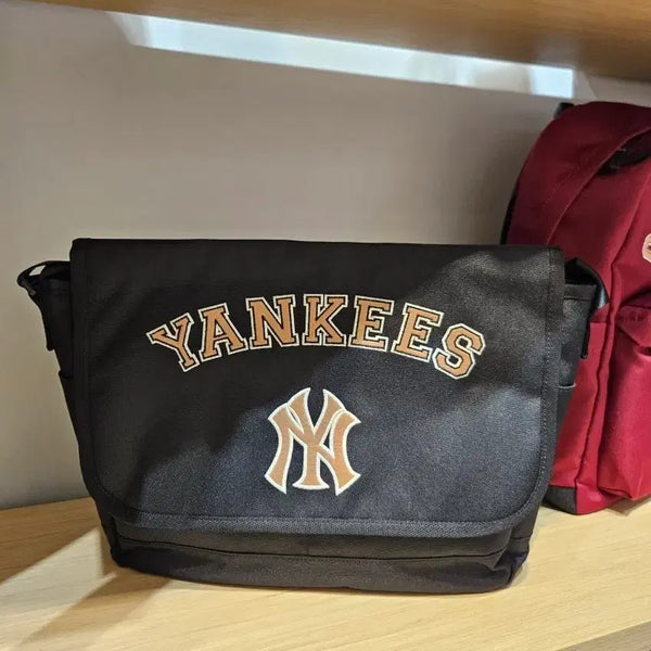 [BUNJANG] New York Yankees Messenger Bag Black / 뉴욕 양키스 메신저백 블랙