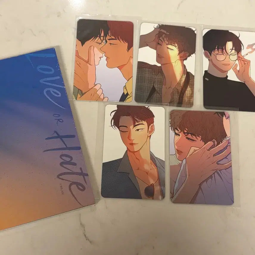 [BUNJANG] Love or Hate Photocard & Postcard Book Bundle Set / 러브오어헤이트 럽오헤 단행본 특전 포카 엽서집 일괄 굿즈