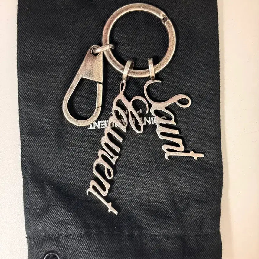 [BUNJANG] Saint Laurent OS Keyring / [OS] 생로랑 키링